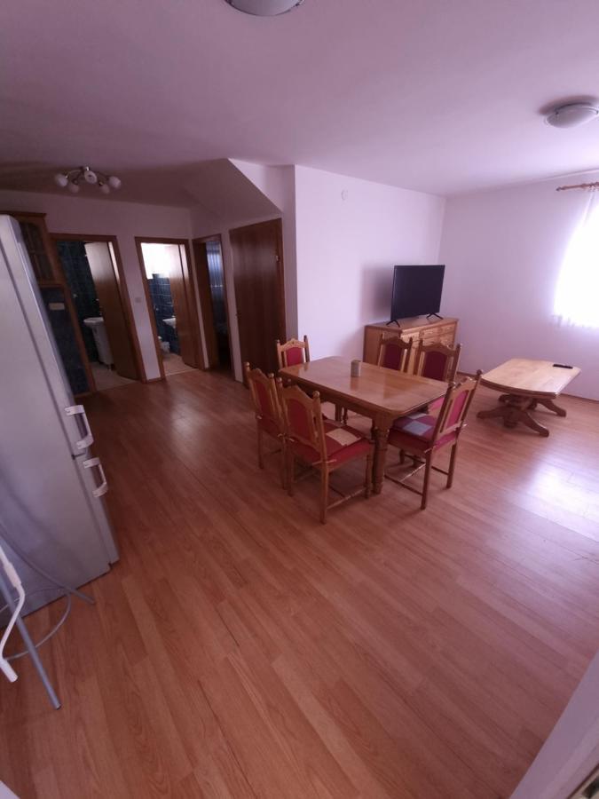 Apartments Zoretic Malinska Rom bilde