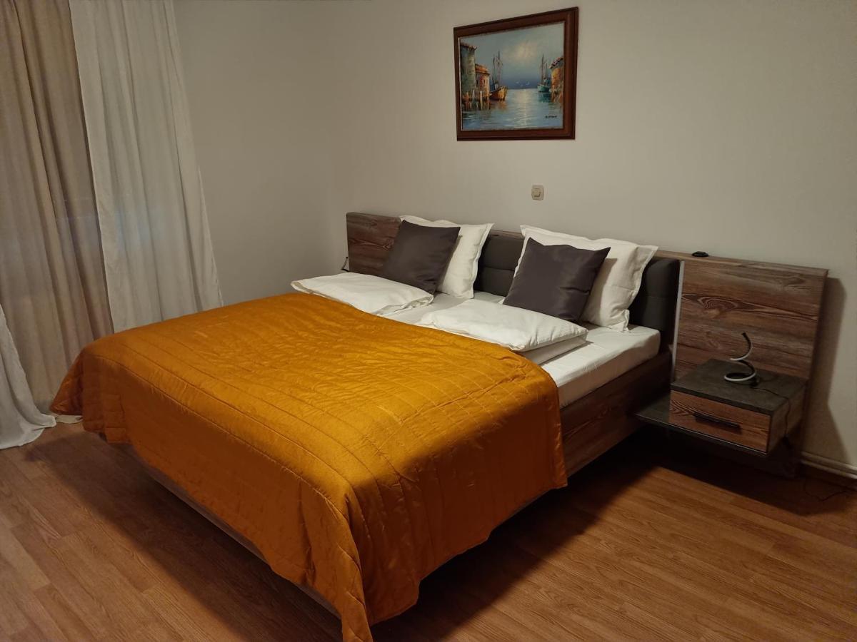 Apartments Zoretic Malinska Eksteriør bilde