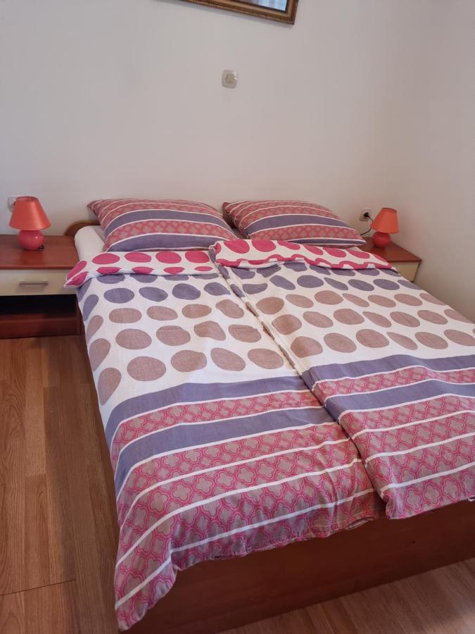 Apartments Zoretic Malinska Eksteriør bilde