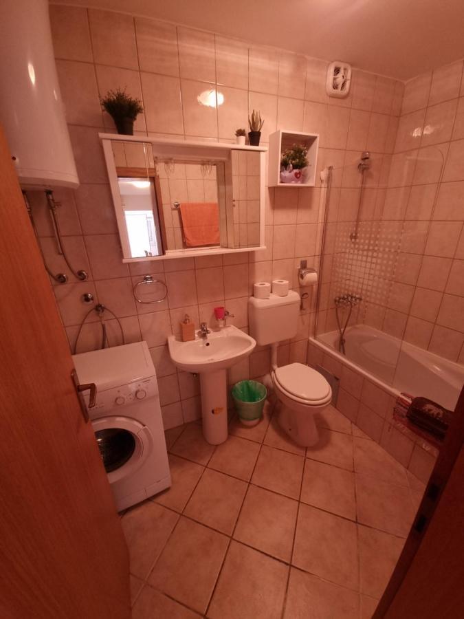 Apartments Zoretic Malinska Eksteriør bilde